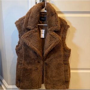 Express Teddy Vest – Size XS – Brown